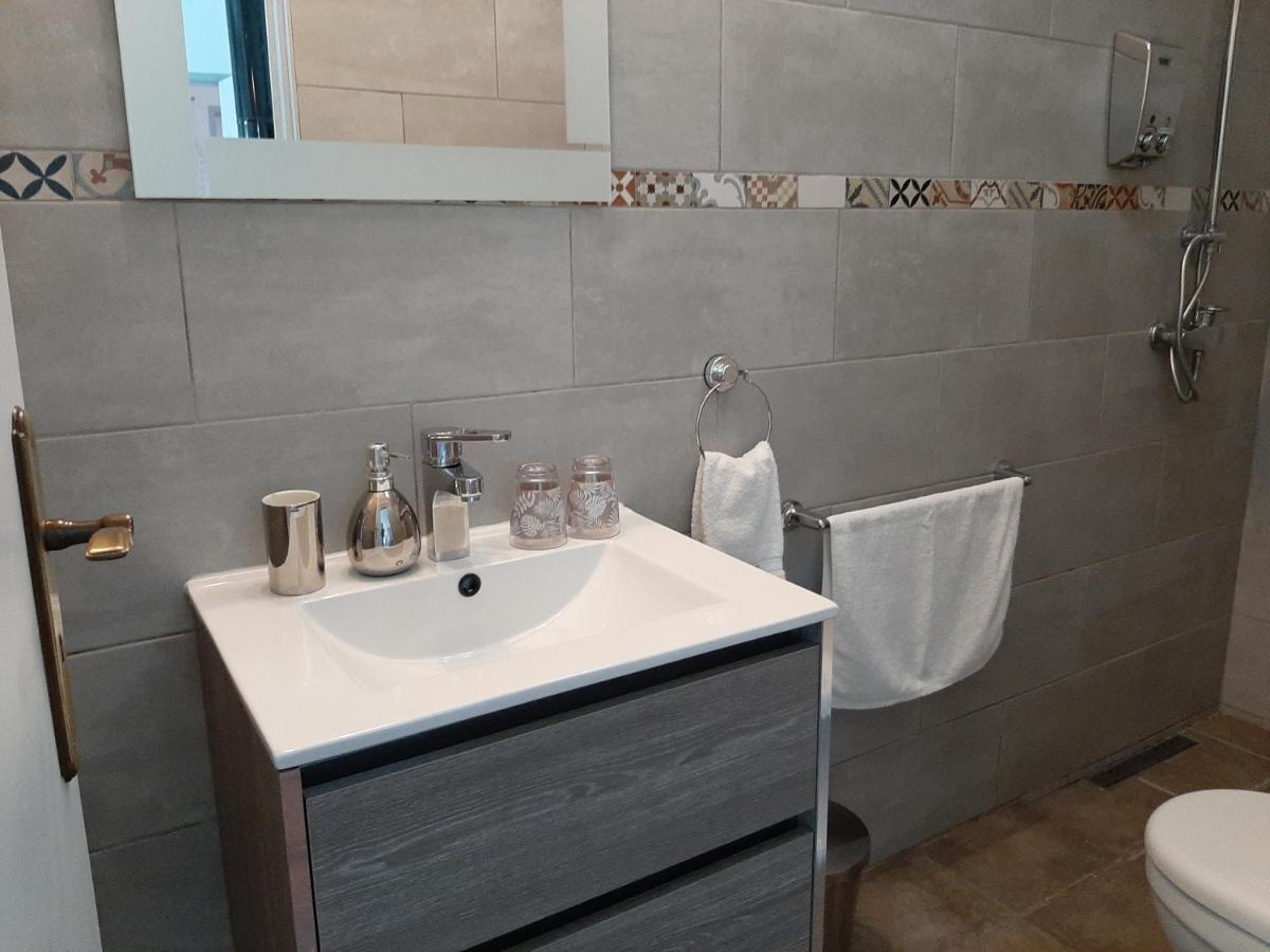 Casa Coloridos Bed & Breakfast Obidos Bagian luar foto
